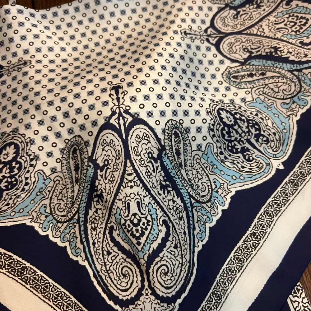 VINTAGE SCARF TOP - Picture 3 of 4